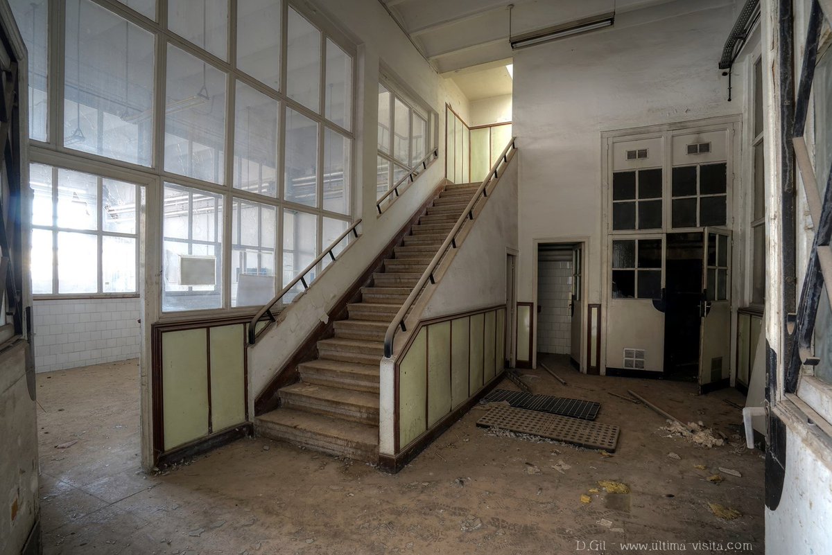 AREA 521 

#Urbex #urban #urbandecay #urbanexploration #abandoned #abandonedplaces #decay #haikyo #photography #CreepyPlaces #AbandonedSpain <a href="/urbexa_es/">URBEXA (en español)</a>