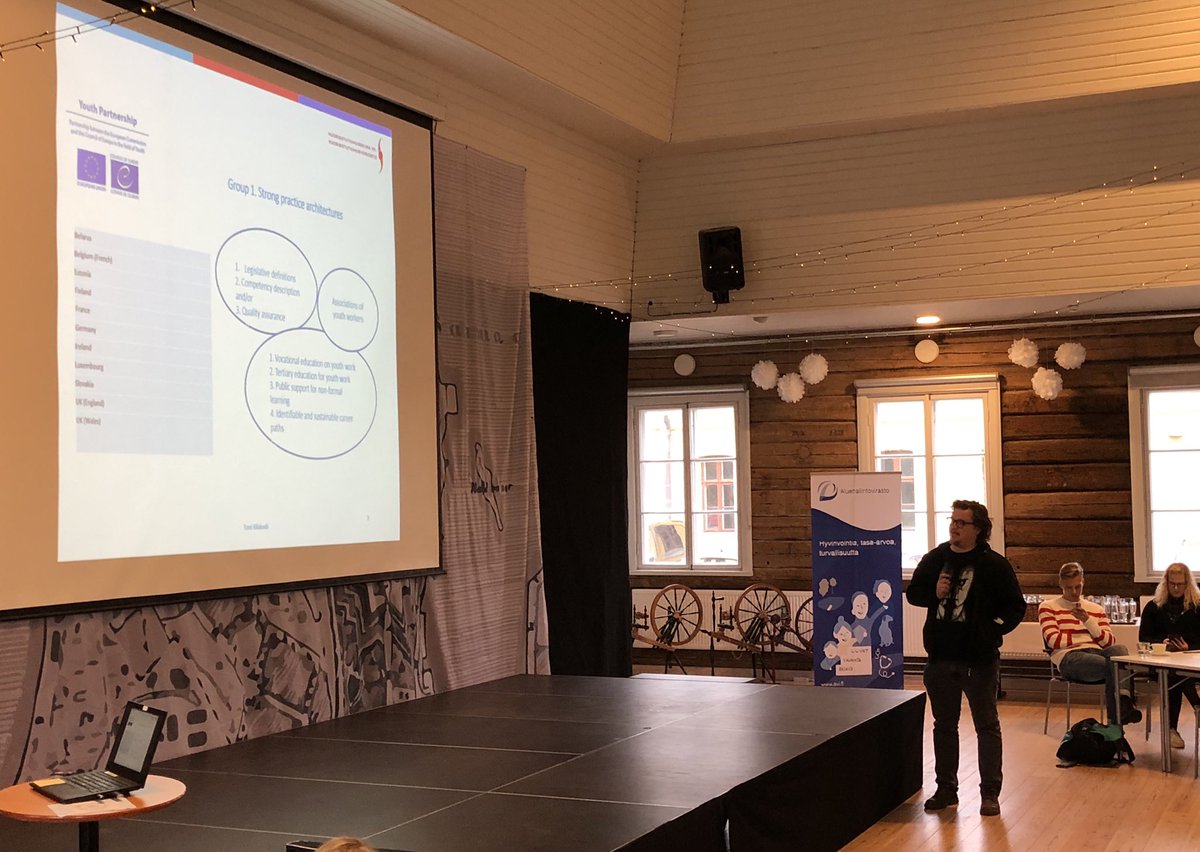 Suomen nuorisotyö parhaassa A-ryhmässä koko Euroopan mittakaavassa. Lainsäädäntö, rakenteet, ammatillinen osaaminen, vahva nuorisotyön yhteisö! Tomi Kiilakosken voimauttavaa analyysiä #aluenuorisotyöpäivät2019 #esavi <a href="/AVItwiittaa/">Aluehallintovirasto</a> #hyvinvoivatnuoret