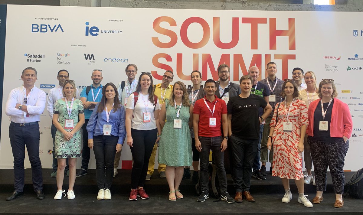 RyanAcademy's tweet photo. Obligatory group pic of some of the #StartupLighthouse delegation at #SouthSummit @eu_lighthouse @etv_startuphub @etv_startuphub @StartDivisionEU @vilabs_eu @FastTrackVC @sockformation https://t.co/mO7MoTidkA