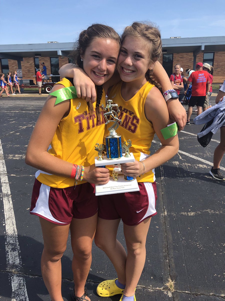 Happy sweet 16 sunshine🌻☀️💛 thanks for being there since day one!! Couldn’t imagine growing up with anyone else🤪 hope ur day is as fire as ur dance moves😂 love ya🥰