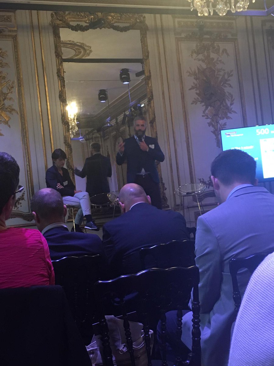 Decision_achats's tweet photo. Start-Up Pitch | 5 min pour convaincre !
2ème a passer, Franck Keller, Président Directeur Général d'Autogriff
#RencontresFleet https://t.co/V68TQZDgSP