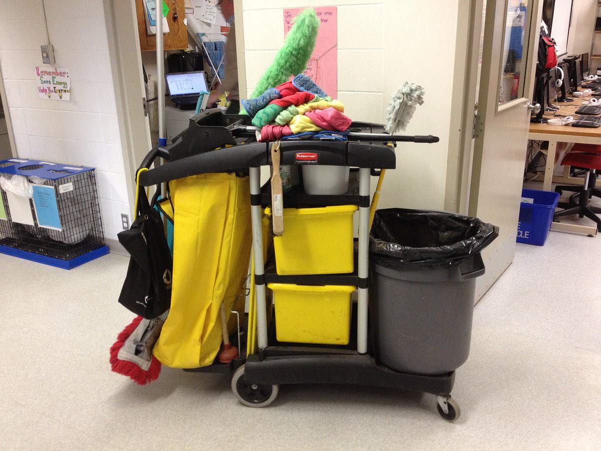 MidgardEducati1's tweet photo. Today is National Custodian Day! Make sure to show some appreciation for those who keep our spaces clean! #custodian #appreciation #midgard

https://t.co/YoM3ReAFlG https://t.co/eCXGtR3LHD