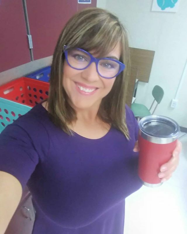 divorceddreamer's tweet photo. I'm crushing goals left and right. Can u believe I'm in a medium? I've been an XL for years and size 14. I'm into 10s and some 8s. Feeling amazing!!!
#happycoffeeforthewin
#Liquid gold
#elevacitycoffee https://t.co/XG9LKes58X https://t.co/Xxxcfeceqx