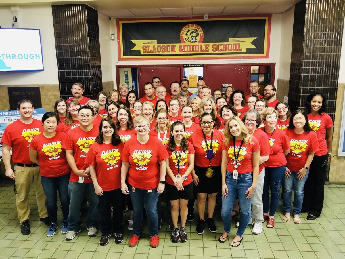 Heroes in the Hallway: Anti-bullying month begins at Slauson! ⁦<a href="/A2schools/">A2 Public Schools</a>⁩ ⁦@A2SchoolsSuper⁩ #a2breakthrough