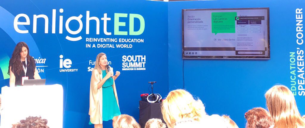 IA para la empleabilidad. <a href="/lulaballarino/">Lula Ballarino</a> habla sobre el chatbot de orientación laboral en empleos digitales de <a href="/fundacionTef/">Fundación Telefónica</a> en <a href="/south_summit/">South Summit</a> . New release coming soon, stay tuned!

 #TransformacionDigital #everis #IA #SouthSummit2019 #enlightED