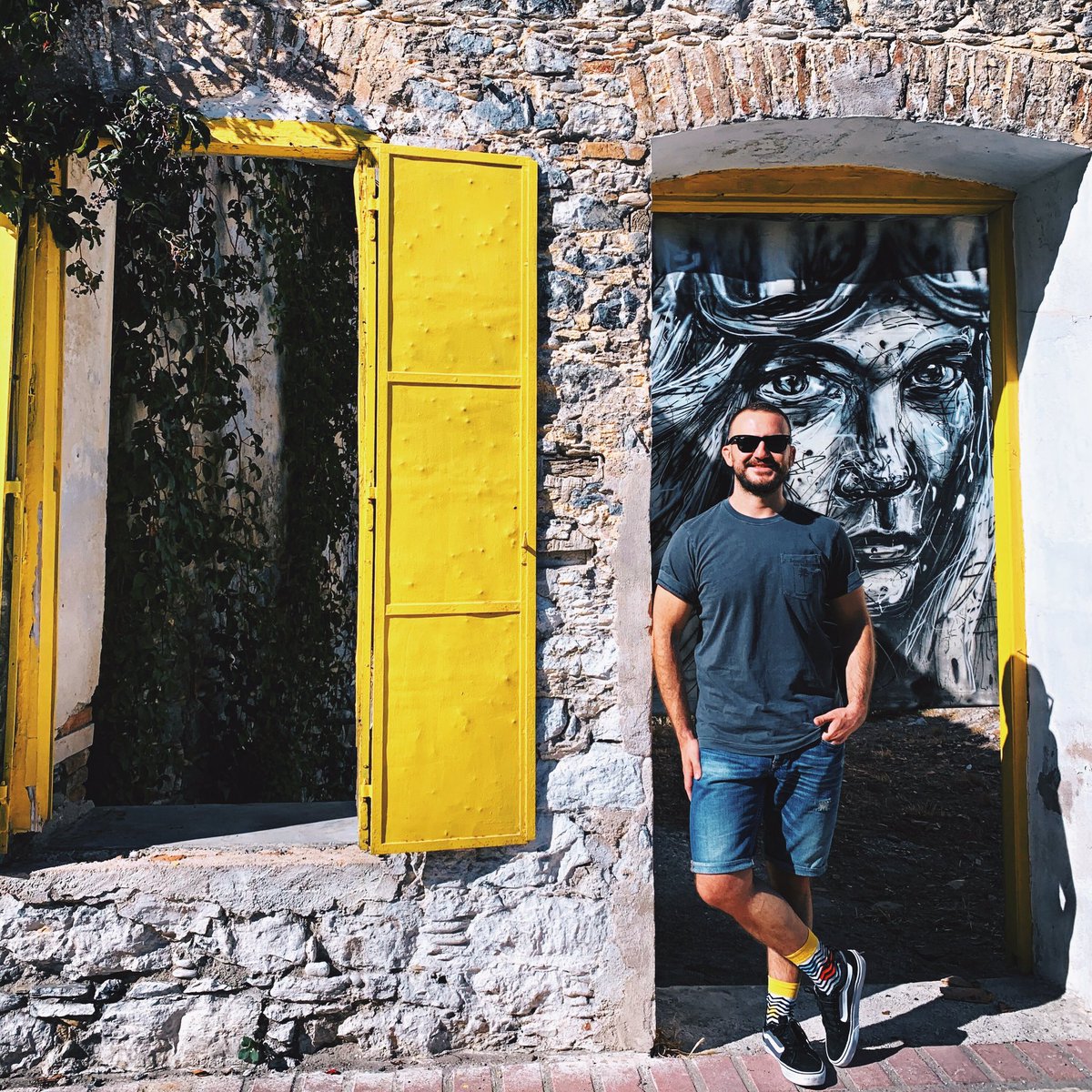 OneTwoSock's tweet image. Today is a perfect day for opening a new door. Just take a colorful step towards that place. 🤩🌟
#OneTwoSock #ZigZag #motivation