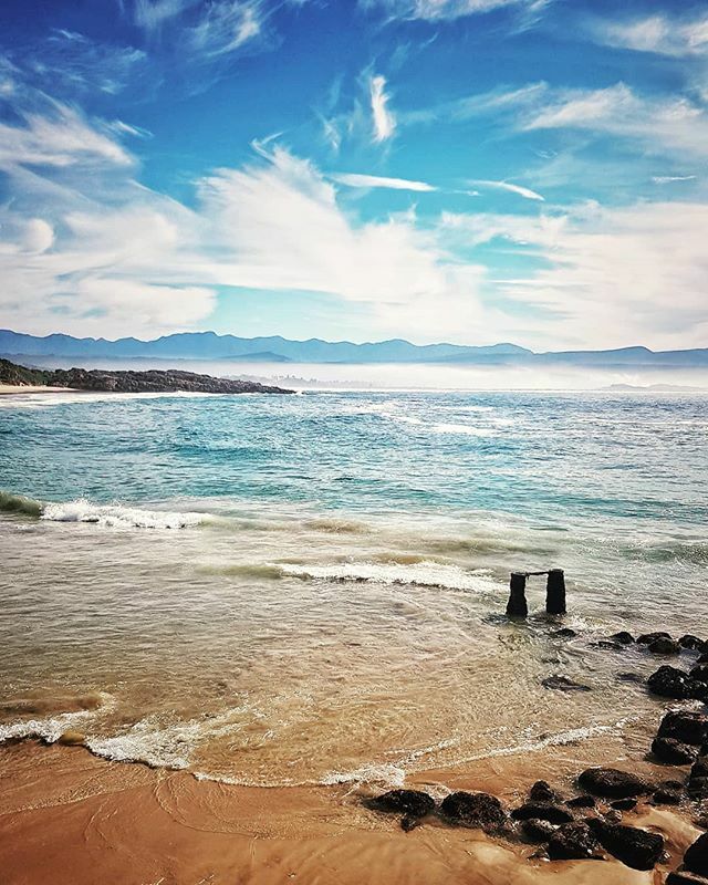 gotravelbug's tweet photo. All kinds of shades of blue today...
#beachlife #beachesoftheworld #beachwalk #beach #sky_brilliance #skypainter #cloudious #cloudstagram 
#gardenroute #howzitsouthafrica #mygardenroute #visualstoryteller #dametraveller #exploretocreate #traveltoexplore … https://t.co/xlDt78uaOW https://t.co/Nss1Dn73xN