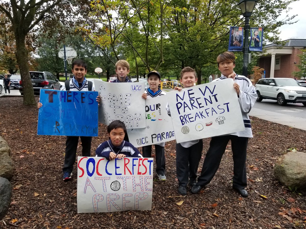 UCC_Community's tweet photo. Students at the Prep School brightened up a rainy day getting parents + classmates excited for #ADay on Saturday! 🌦 https://t.co/tvIwwmAW1F