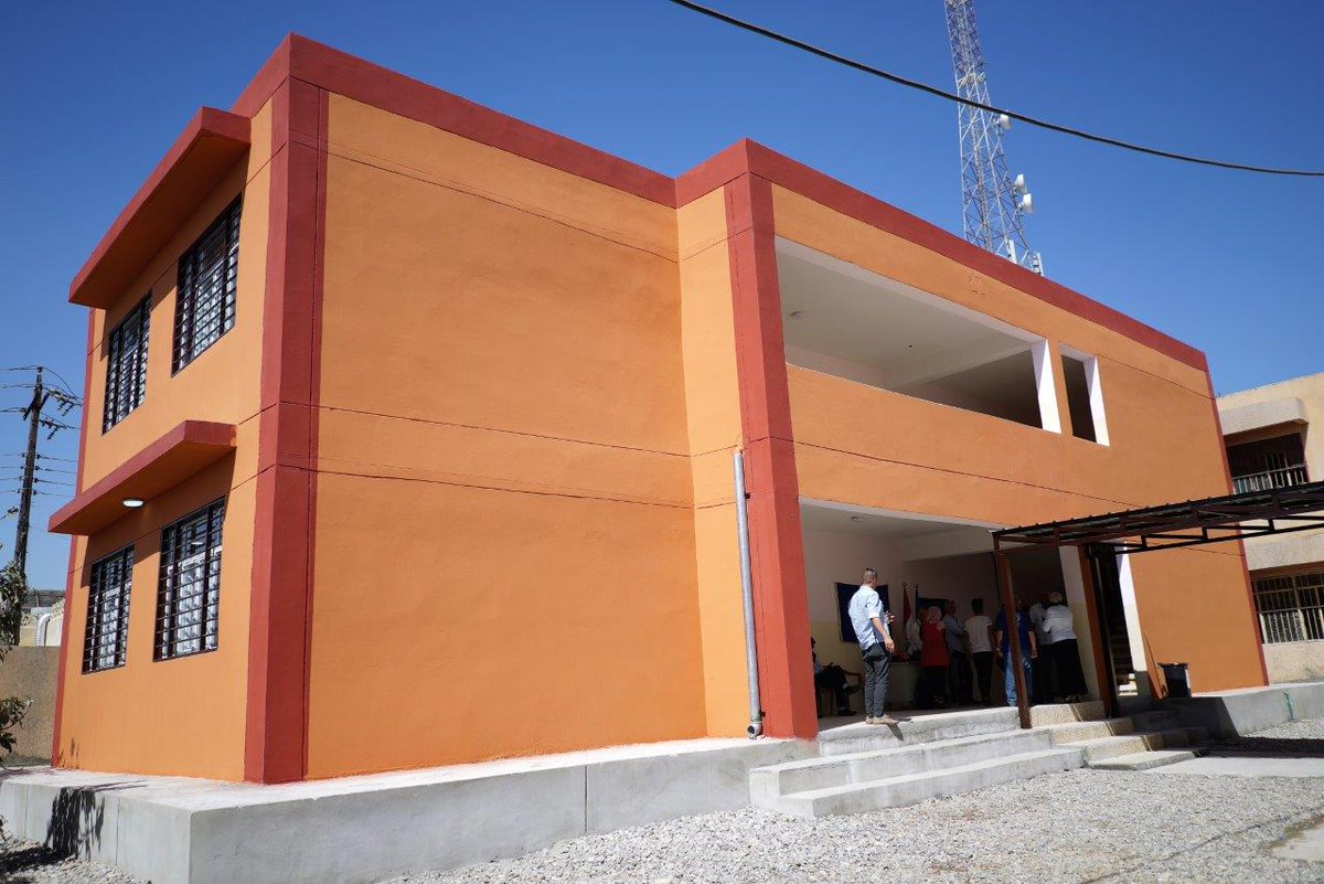 IOMIraq's tweet photo. IOM has built six classrooms at Al-Sanober school in Wana, #Ninewa, with funding from @StatePRM. These will increase the school’s capacity to 1,000 students, improve its learning environment & give girls an opportunity to access #education. #NinevehPlains #IraqRecovery https://t.co/iSJbisXCwq