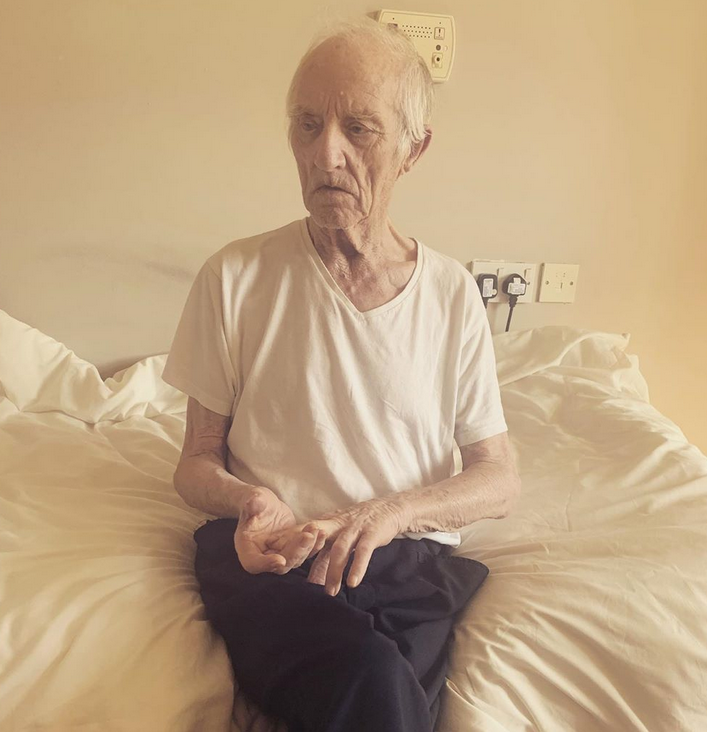 “This is my Grandad. The 1st photo was taken a few years ago when he was first diagnosed with dementia. The 2nd was taken a couple of days ago. He was such a character, the life and soul of the party. Now that’s been taken away. #ShareTheOrange and stop dementia." – Laura