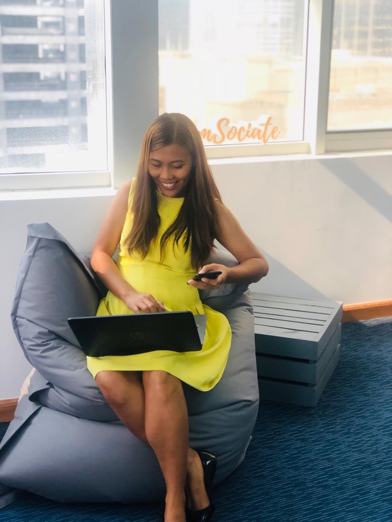 sociateuae's tweet photo. Weโre surprised Lovely our #OfficeAngel has ONLY two hands with all that she does!
A glimpse of life at SOCIATE HQโจ๐ฒ
#teamSOCIATE #OfficeGoals #DreamTeam #AgencyLife #Technology #DubaiAgency #PRAgency #PRTeam #SocialMediaAgency #DubaiSocialAgency #DubaiTeam #DubaiHQ https://t.co/WoGg3XjFK8