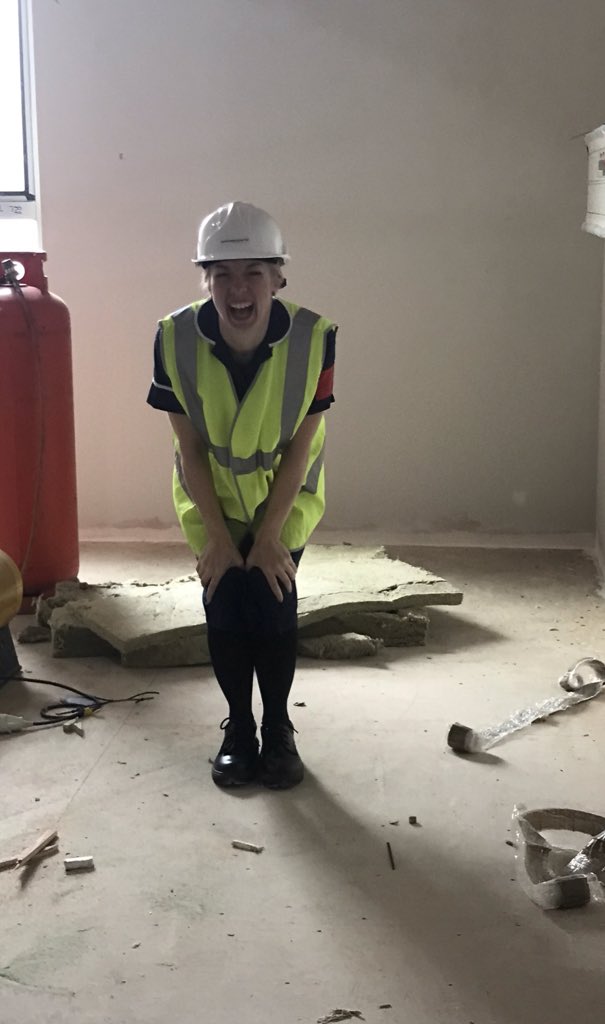 rh2sthstacieh's tweet photo. This is the level of excitement a site visit brought for me on Monday....... 😆🤦🏼♀️...... some amazing work going on @SheffieldHosp ...... #proud #vickers2 #vickers3 @lindsayar1 @jane_sendel @maps_nd @Lynne_whitaker1 https://t.co/3fXqYDu6t2