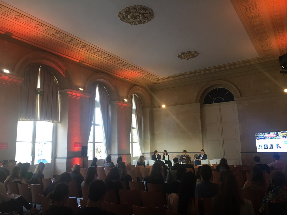 #FA2019 du monde pour s’informer sur les opportunités de #Bordeaux et écouter les témoignages de <a href="/Cdiscount/">Cdiscount</a> Nathalie Estrada <a href="/onepoint/">Onepoint</a> Mathieu Fouquet <a href="/InvestinBx/">Invest in Bordeaux | Territoires girondins</a> <a href="/annelaffuite/">Anne Laffuite</a>