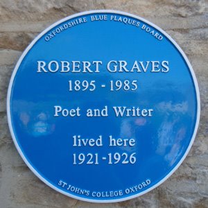 Oxblueplaques's tweet image. It’s National Poetry Day tomorrow (Thu 3 Oct). Three poets are commemorated by Oxfordshire Blue Plaques: Anne Ridler in east Oxford, John Betjeman in Uffington, and Robert Graves in Islip