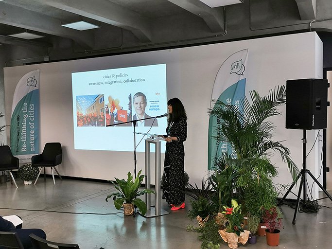 An inspiring speech by keynote speaker Oana Bogdan (@BOGDANVANBROECK) on architecture, landscape and politics
#naturebasedsolutions #nbsforbucharest