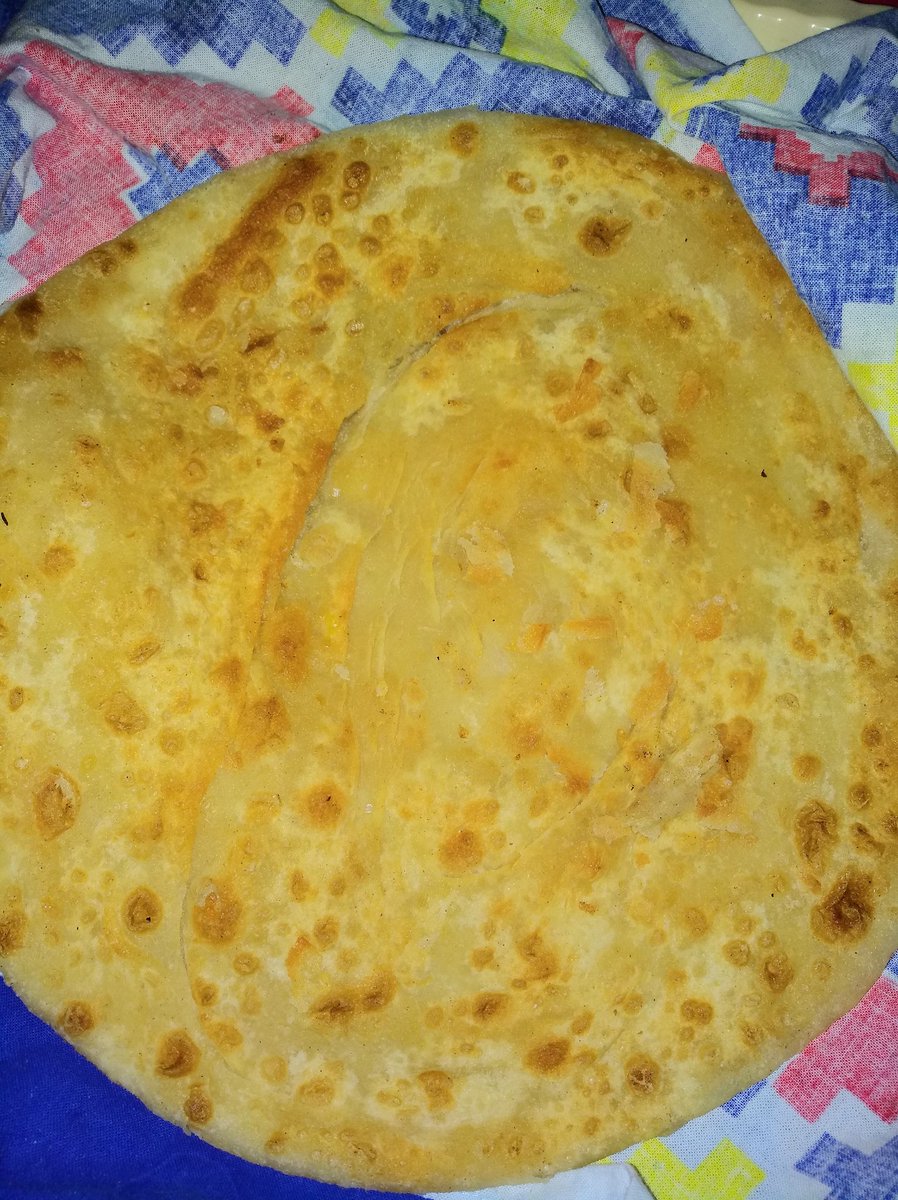 usmaniyaat's tweet photo. #ViewRightNow
#Lunch
#ALHAMDULILLAH
#Beef #Pullao
#Chicken
#Paratha https://t.co/GraAiWhlKL