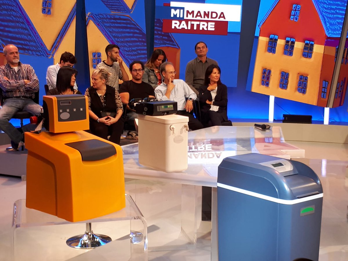 AquaItaliaAnima's tweet photo. In diretta su @mimandaRai3 per parlare di come combattere il #calcare. Presenti Stefano Bonfanti, Ass. Costruttori Trattamenti Acque Primarie ed Enrico Veschetti dell'Istituto Superiore di Sanità. https://t.co/N5nanLtEzh