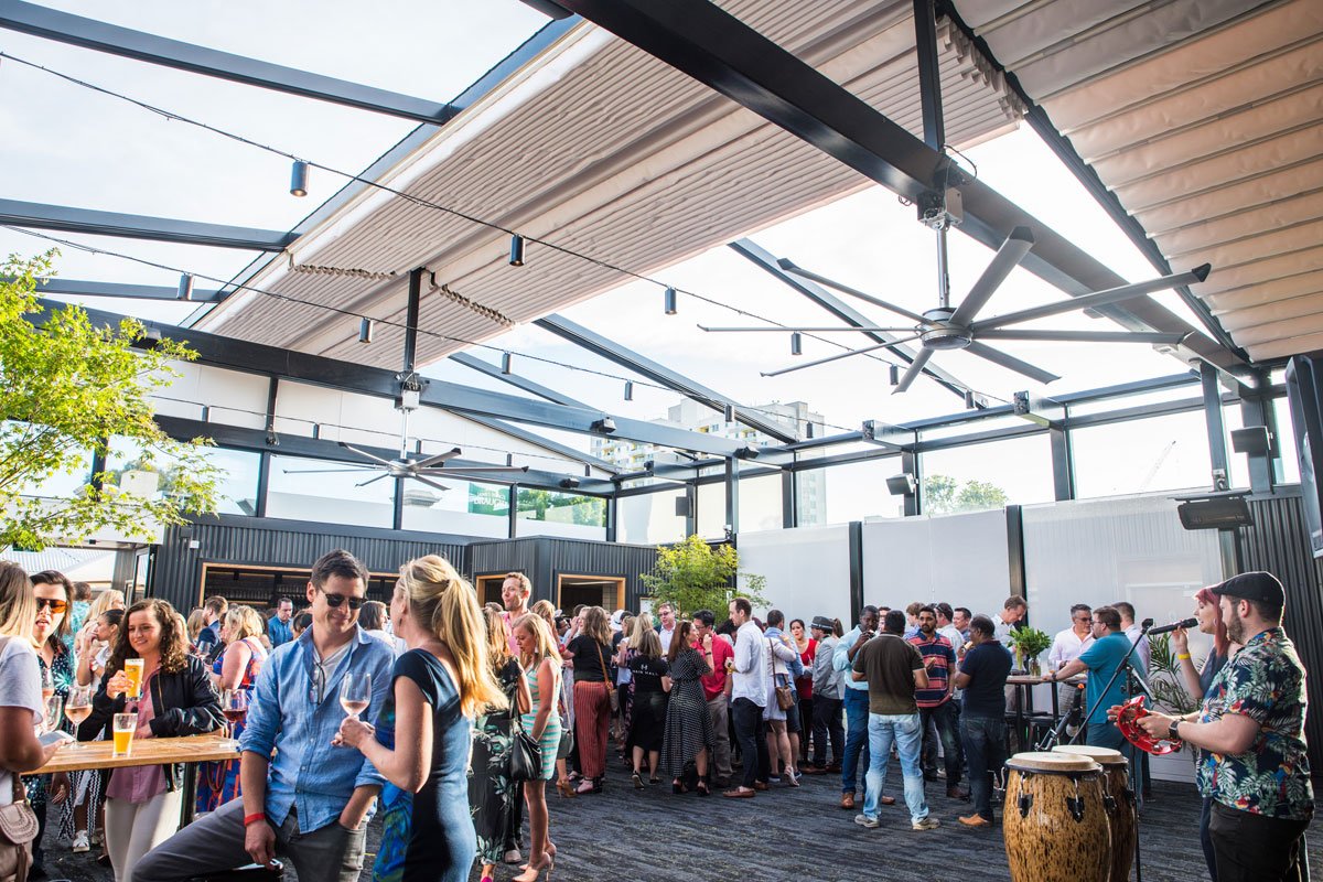 Breakfast with Harf (@rsnbreakfast) on Twitter photo TOMORROW |
Come down for a FREE Breakfast at Bell's Hotel in South Melbourne!
<a href="/HarfSerious/">Daniel Harford</a>, <a href="/White_Adam/">Adam White</a>, <a href="/AdamRamanauskas/">Adam Ramanauskas</a> & <a href="/johnhastings194/">John Hastings</a> will be joined by Damien Oliver, <a href="/JonHolland25/">Jon Holland</a>, Chris Tremain & Deane Lester
#RSNBreakfastClub
📻 | 927am
🖥️ | rsn.net.au TOMORROW |
Come down for a FREE Breakfast at Bell's Hotel in South Melbourne!
<a href="/HarfSerious/">Daniel Harford</a>, <a href="/White_Adam/">Adam White</a>, <a href="/AdamRamanauskas/">Adam Ramanauskas</a> & <a href="/johnhastings194/">John Hastings</a> will be joined by Damien Oliver, <a href="/JonHolland25/">Jon Holland</a>, Chris Tremain & Deane Lester
#RSNBreakfastClub
📻 | 927am
🖥️ | rsn.net.au