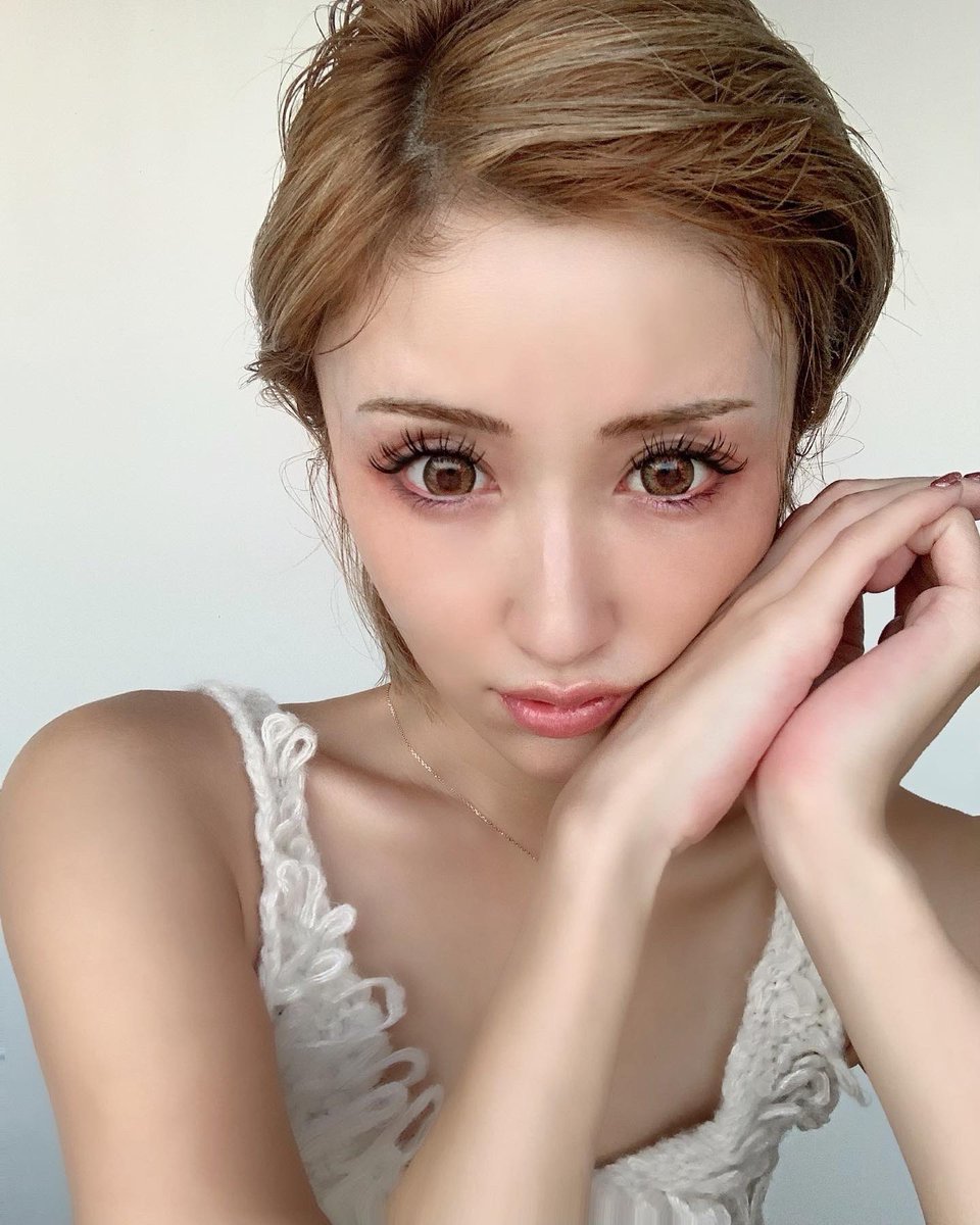 airi12011's tweet photo. ✯ 𝑬𝒀𝑬𝑳𝑨𝑺𝑯  𝑫𝑬𝑺𝑰𝑮𝑵 ✯

上まつ毛
長さ  8→9→10㎜
全体 Cカール
太さ  0.15㎜
本数  180本

カラコンは
@clara__contact の
𝑆𝑇𝐸𝐿𝐿𝐴 𝐵𝑅𝑂𝑊𝑁✨✨

#eyelash #lapislash #マツエク
#フラットラッシュ #Cカール
#カラコン #claracontact #makeup https://t.co/w5j40Wf8Id