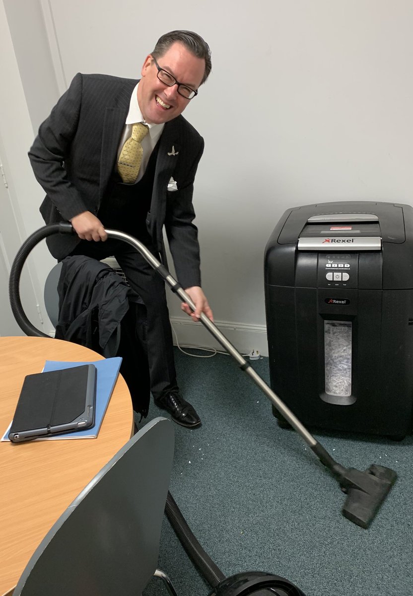 BiscoesDR's tweet photo. I had only just walked into our #Ryde #IOW office and was immediately pressed into action cleaning up their interview room. Very happy to help! #SolicitorsInAction https://t.co/JrdzioqQBN