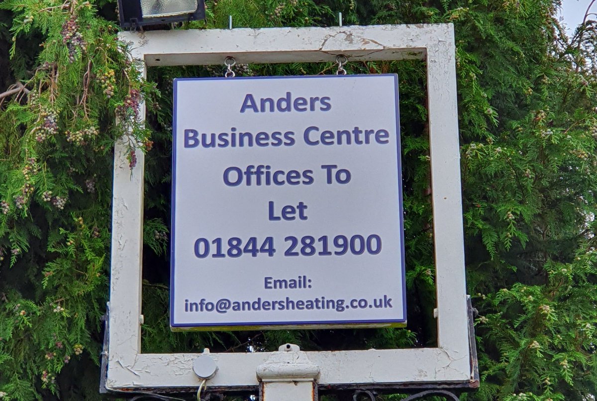 AndersHeating's tweet photo. OFFICES AVAILABLE TO LET
4 Good size offices and large conference room available to let
- 6 Month min lease
- Free parking on site
- Kitchen facilities 

Postcombe, Thame, Oxfordshire

For more information please phone us on 01844 281900 https://t.co/kdmE1a3xY1