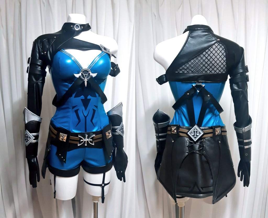 ASASD0130's tweet image. 사이퍼즈 - 시드니💖

코스프레 의상 제작하였습니다.
와이어와 가슴패드를 내장하여 별도의 속옷착용 없이도 예쁜 핏을 만들어줍니다
원작의 색상을 만들어주기 위해 전체염색과 그라데이션작업 하였습니다

#니오샵 #카므 #코스프레의상 #코스프레의상제작 #사이퍼즈 #시드니코스프레 #게임코스프레