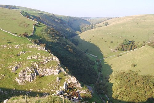 Taking a walk in nature can help clear the mind. Here at Peak District Spa we offer walks throughout the most beautiful scenery. Find out more here:
bit.ly/2THYS5B