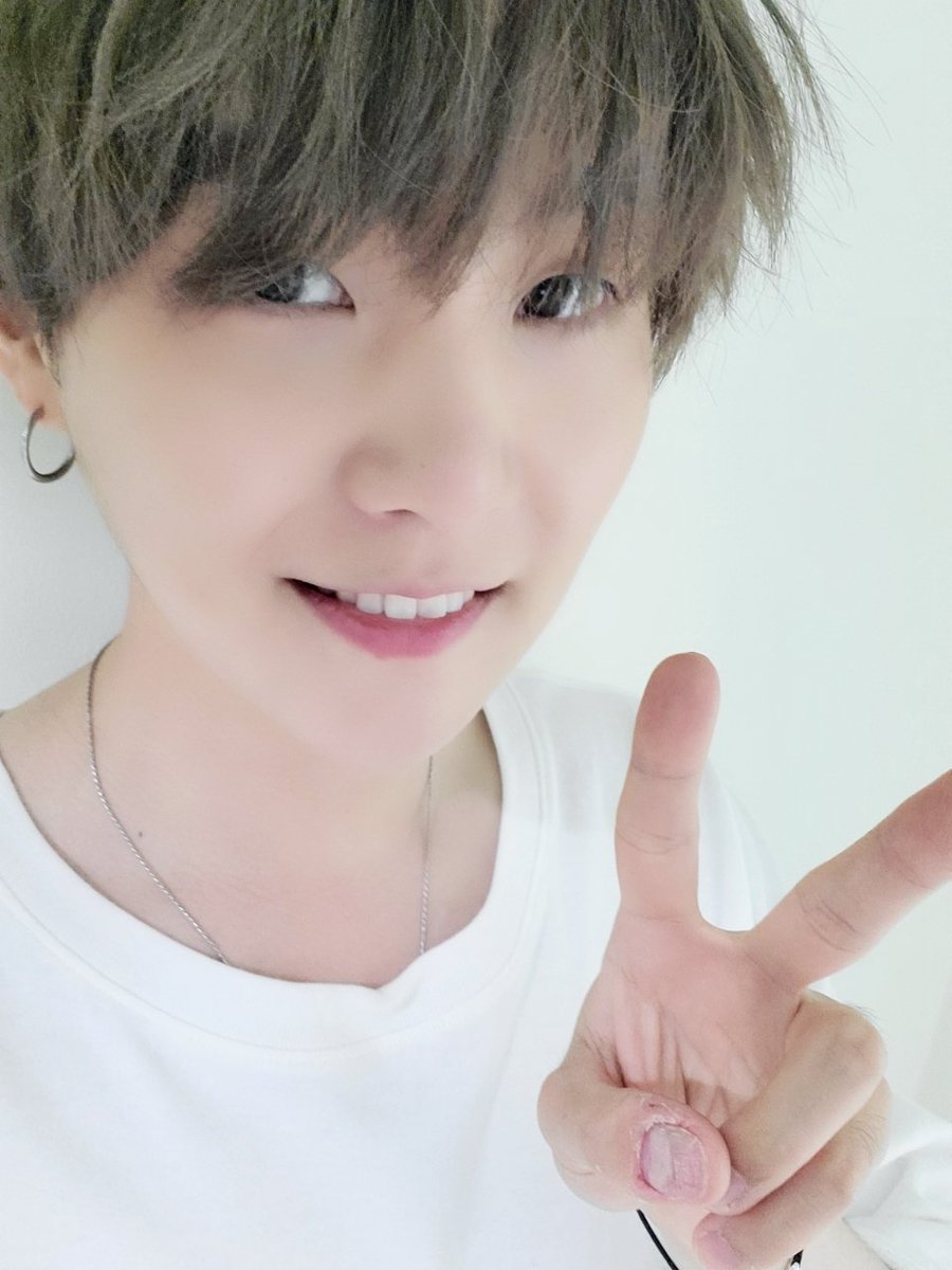 Nisa // BTS INDO TRANS tweet media