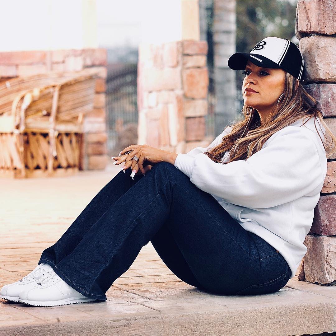 JenniRiveraClub's tweet photo. Mi vida Loca...✍🏼
•••••••••••••••••••••••••
♥La mujer que se convirtió en leyenda... #jenniVive 🙏🏼🙌🏼 #jennirivera #mariposadebarrio 🦋 #recordandoaJenni ♥️ https://t.co/wJnpDsTrjH