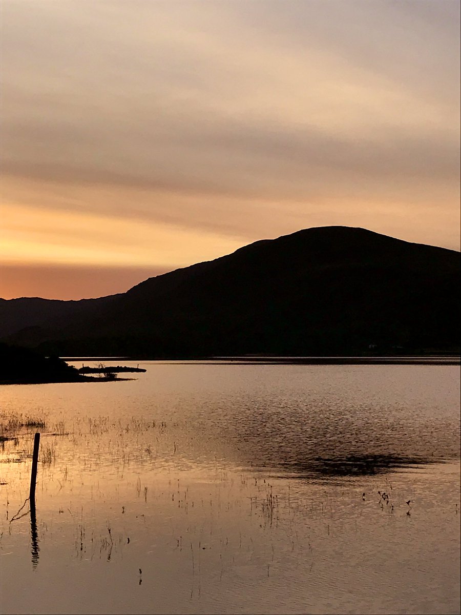 Jealous?
You should be!
Waterville, Ireland on the Skellig Coast. 
This is a 5 minute walk from the Ring of Kerry road. 
#TodayInIreland 
#ThePhotoHour 
#NaturePhotography