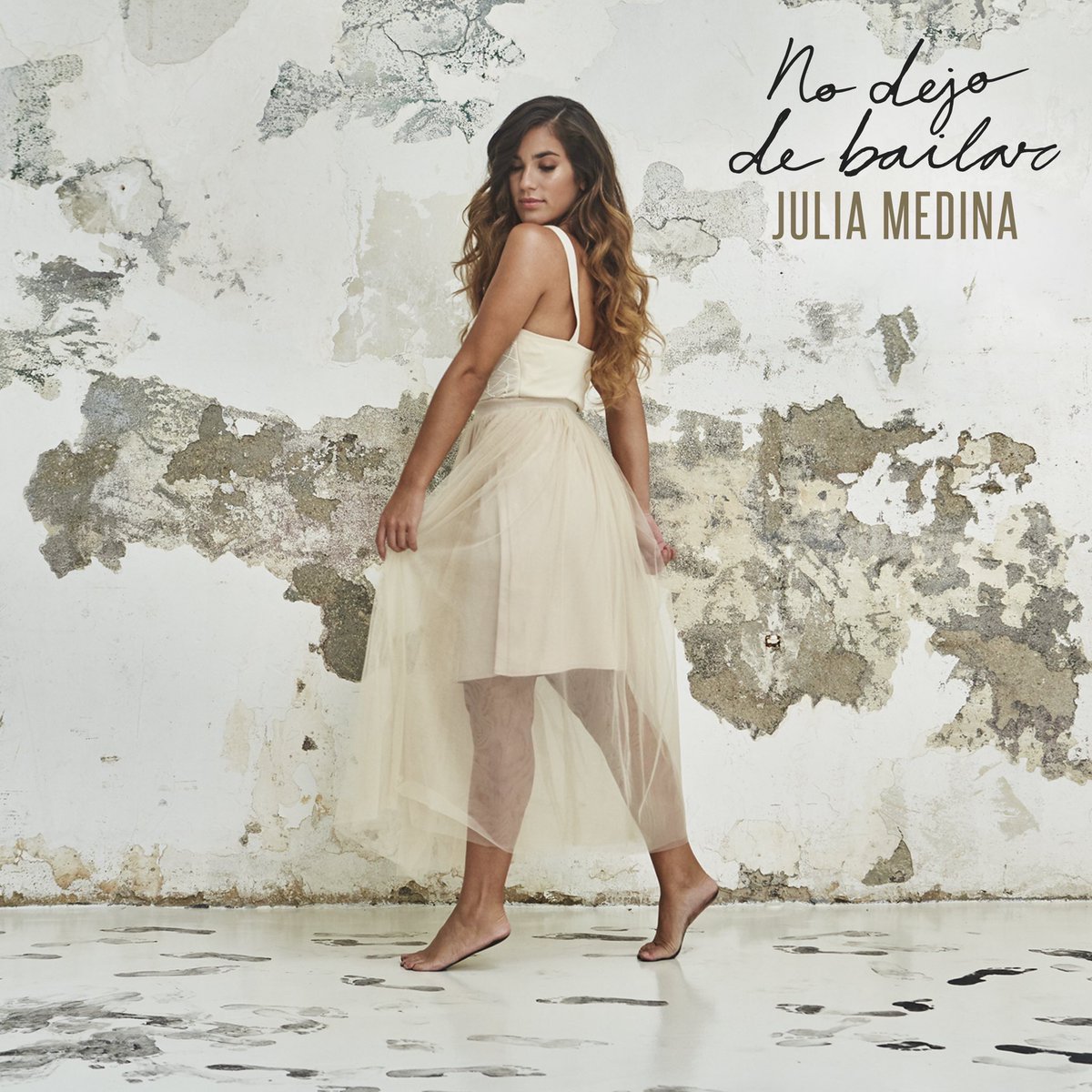 ElanCultural's tweet photo. ¿Tenéis ganas de música nueva? El viernes 18 de octubre @juliaot2018 lanzará su primer álbum, #NoDejesDeBailar 🎊 https://t.co/4WkHDijYQn