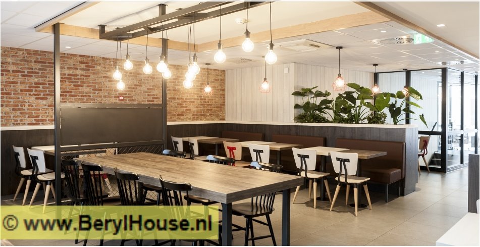 Beryl House Steenstrips, mooi resultaat KFC Damrak