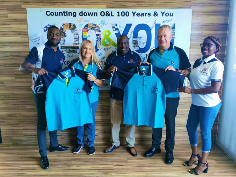 KwaluudhiGold's tweet photo. Only we can steer our economy in the right direction. Here’s to #Dinapama. 7000 Golf T-shirts done 🙌🏾🙌🏾 https://t.co/94h1oNawSx