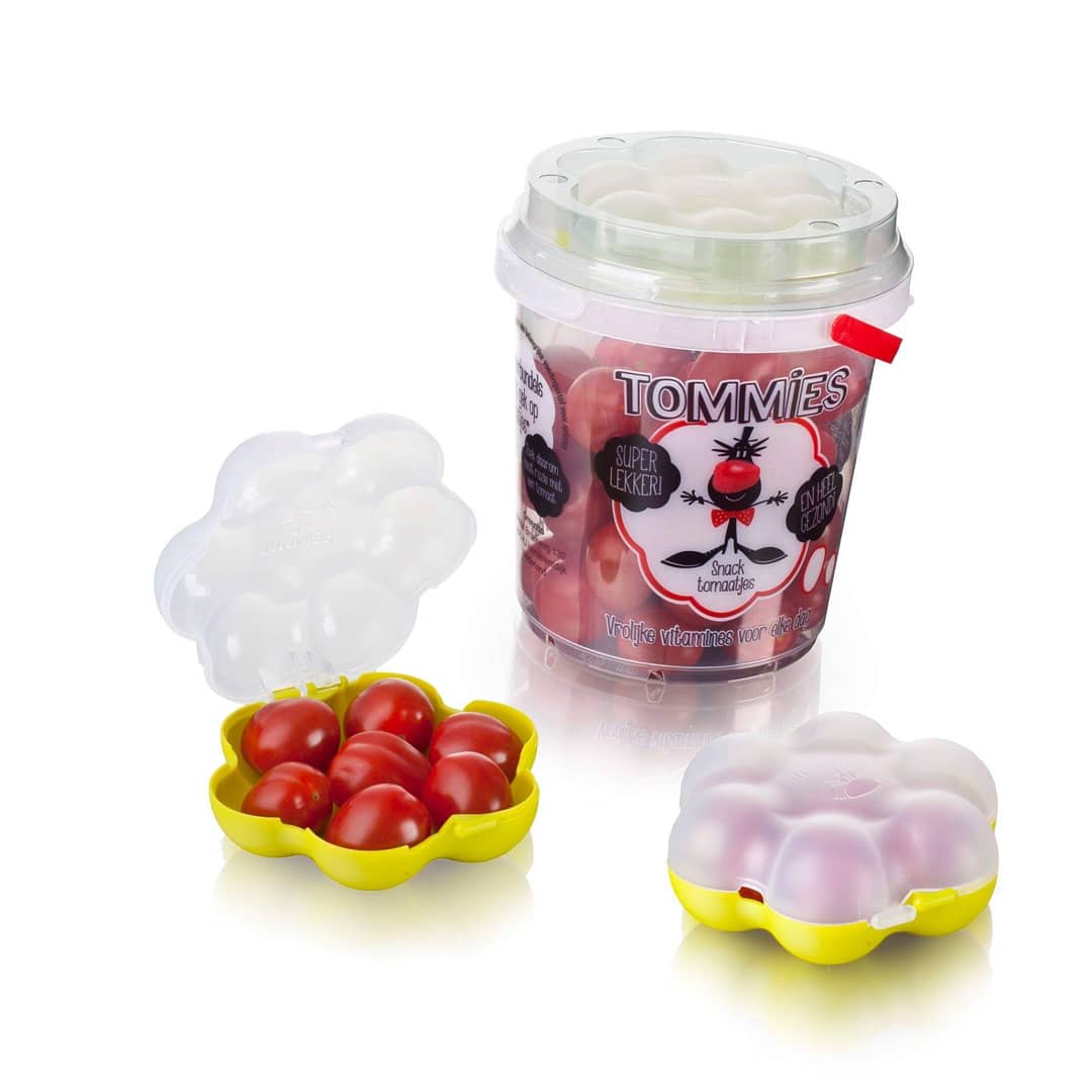 GreencoNL's tweet image. Vanaf nu in onze webshop verkrijgbaar 🌍
De @tommiessnackgroenten emmer incl. een #TomTrom
Een handig snackdoosje voor onderweg of op school
🖥️ webshop.tommies.nl