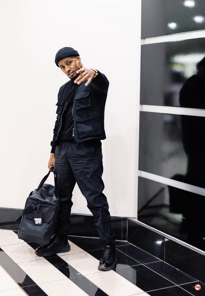 GemaenTaylor's tweet photo. #Ad Mob ties... all black at the airport chilling ready to take over Scotland with the @haigclub squad.
📷 @AustinMalema  

#HaigClubSA #MakeYourOwnRules https://t.co/07eLv6xabu
