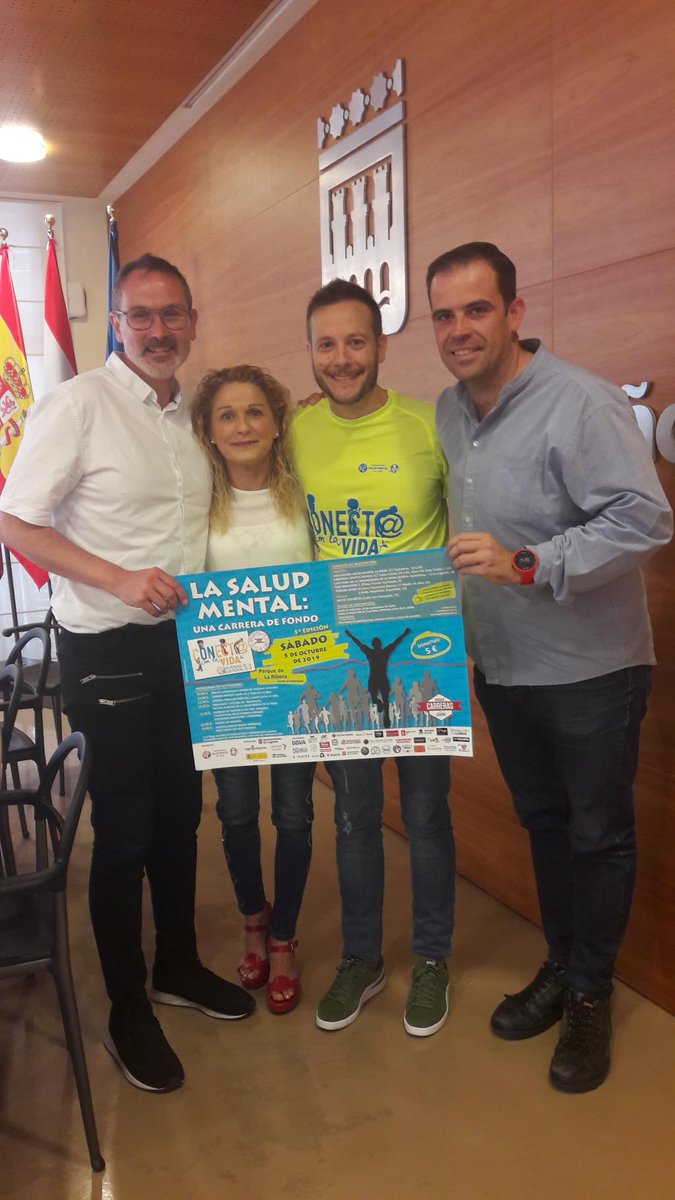 AytoLogrono's tweet photo. 👟| Ponte las zapatillas, calienta un poco y sal a correr por la salud mental. El 5 de octubre, únete a #ARFES en la carrera organizada con motivo del #DíaMundialdelaSaludMental.
👉🏻 Más info: https://t.co/83celVl3Sl
#LogroñoCuida https://t.co/LZJgjqqGfg