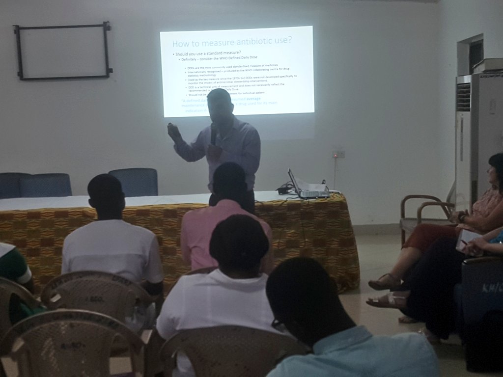dr_essah's tweet photo. How to meaure #antibiotic use by @Amanjkurdi6.
"If you cant meaure it 🤔 it you cant impove it".🤷🏾‍♂
#AntimicrobialStewardship 
#GhanaSAPG @SAPGAbx 
@Frankerr1F @jacquisneddons @RachelClaireMcK @ElaineCmrn @JoannaGoCarroll https://t.co/t58Ggolw0f