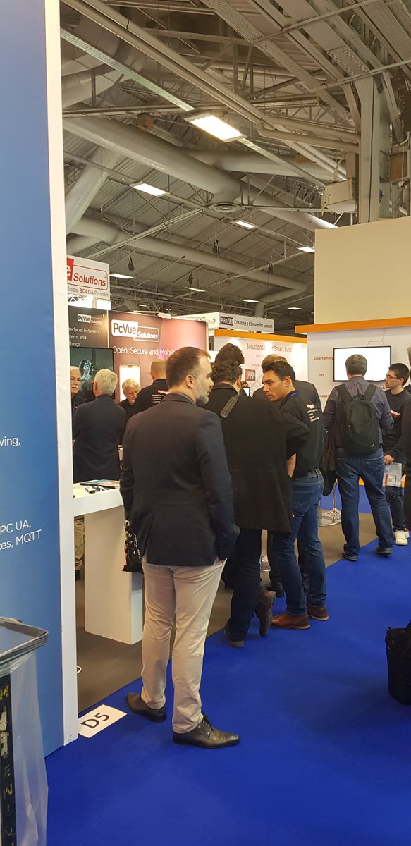 PcVueSolutions's tweet photo. Live from @IBSevent 📸 
Rejoignez les équipes PcVue et @dimomaint sur le stand D5 - Pavillon 2.2 #SmartBuilding #SmartCity #GMAO #SCADA https://t.co/W61eJbcb7Y