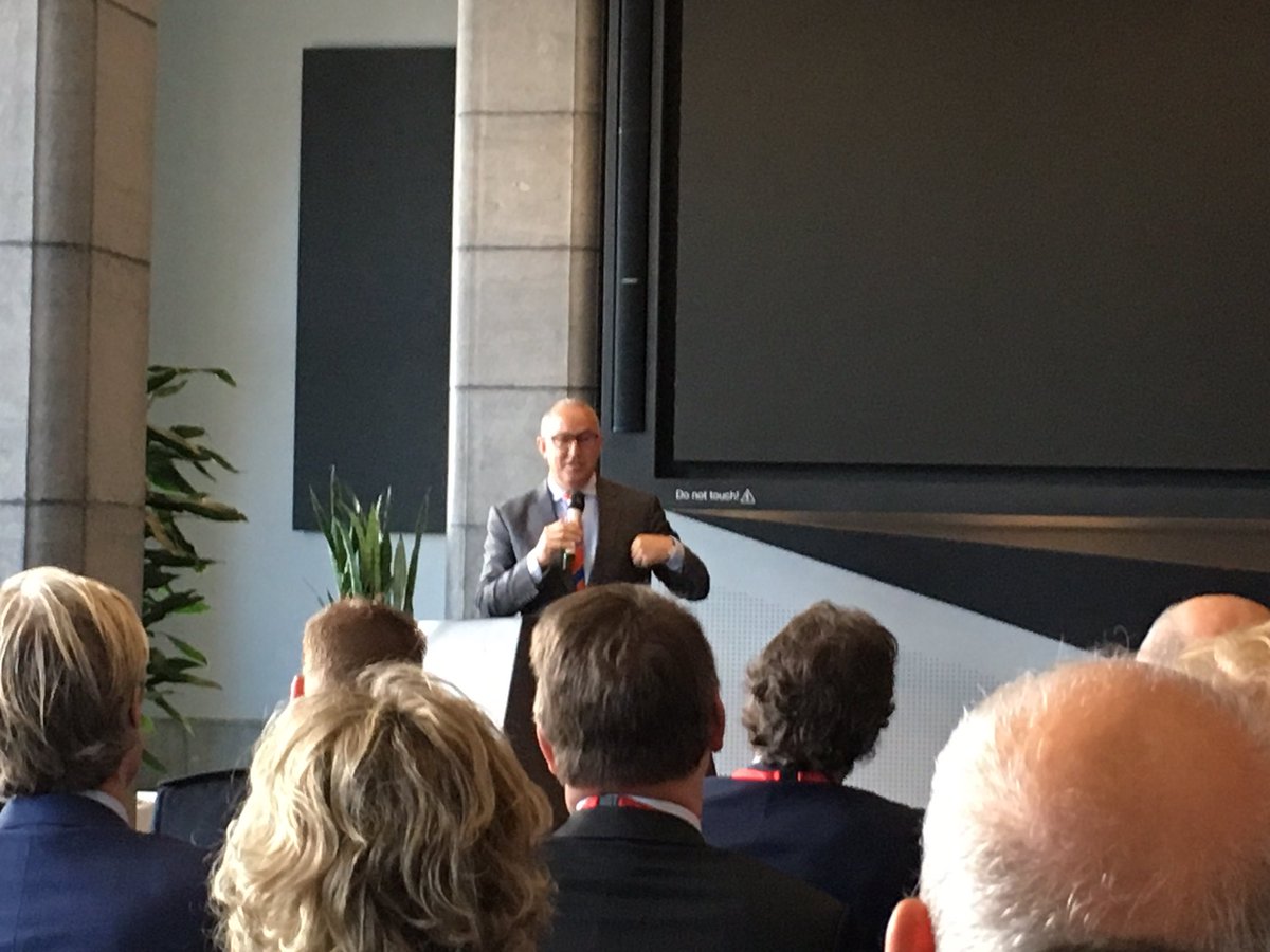 In hun toespraken benadrukken de burgemeesters <a href="/Stad_Antwerpen/">Stad Antwerpen</a> <a href="/rotterdam/">Gemeente Rotterdam</a> de kracht en het belang van de samenwerking tussen de steden op vele terreinen. <a href="/Vr_RR/">Veiligheidsregio Rotterdam-Rijnmond</a>