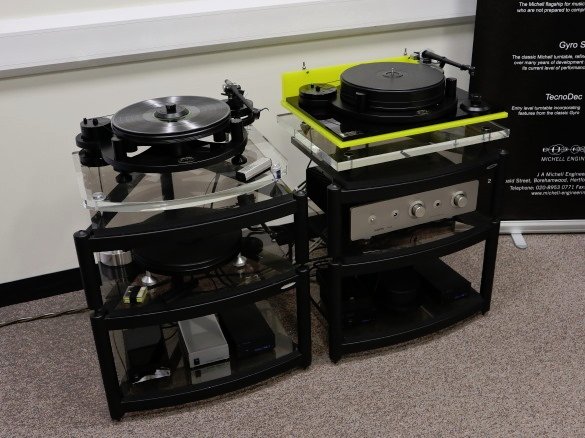 The #Sugden #A21SE has been part of the #Michell Engineering demonstration set up for quite a few years. Here is an interesting insight into this legendary British Turntable manufacturer. hifi4all.dk/content/templa…