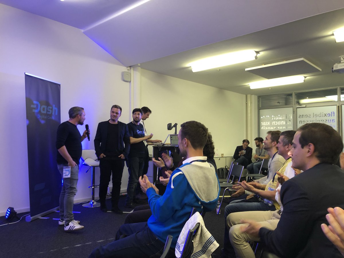 EmbassySchweiz's tweet image. #dashconvention was a cracking conference. A bit of everything:friendly and supportive participants, the great lineup of speakers.
@Dashpay @crowdnode @salamantex @Ledger @UTRUST @BitaloAG @LamiumBTC @Vaultoro @DashpayNews @travalacom @smartvalorinc @shopinbit @Anypay_ @coinify