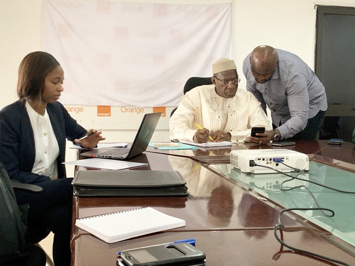 femafoot's tweet photo. @CZigaul, Responsable du Programme de Développement de la @FIFA pour la @CAF_Online et les #Caraïbes poursuit sa visite de travail au #Mali. Elle a eu une séance avec le nouveau Comité Exécutif de la #FEMAFOOT. 
La suite à lire sur notre page Facebook 👉 https://t.co/hFmOd3ZRz4 https://t.co/DNG9g2mEP1