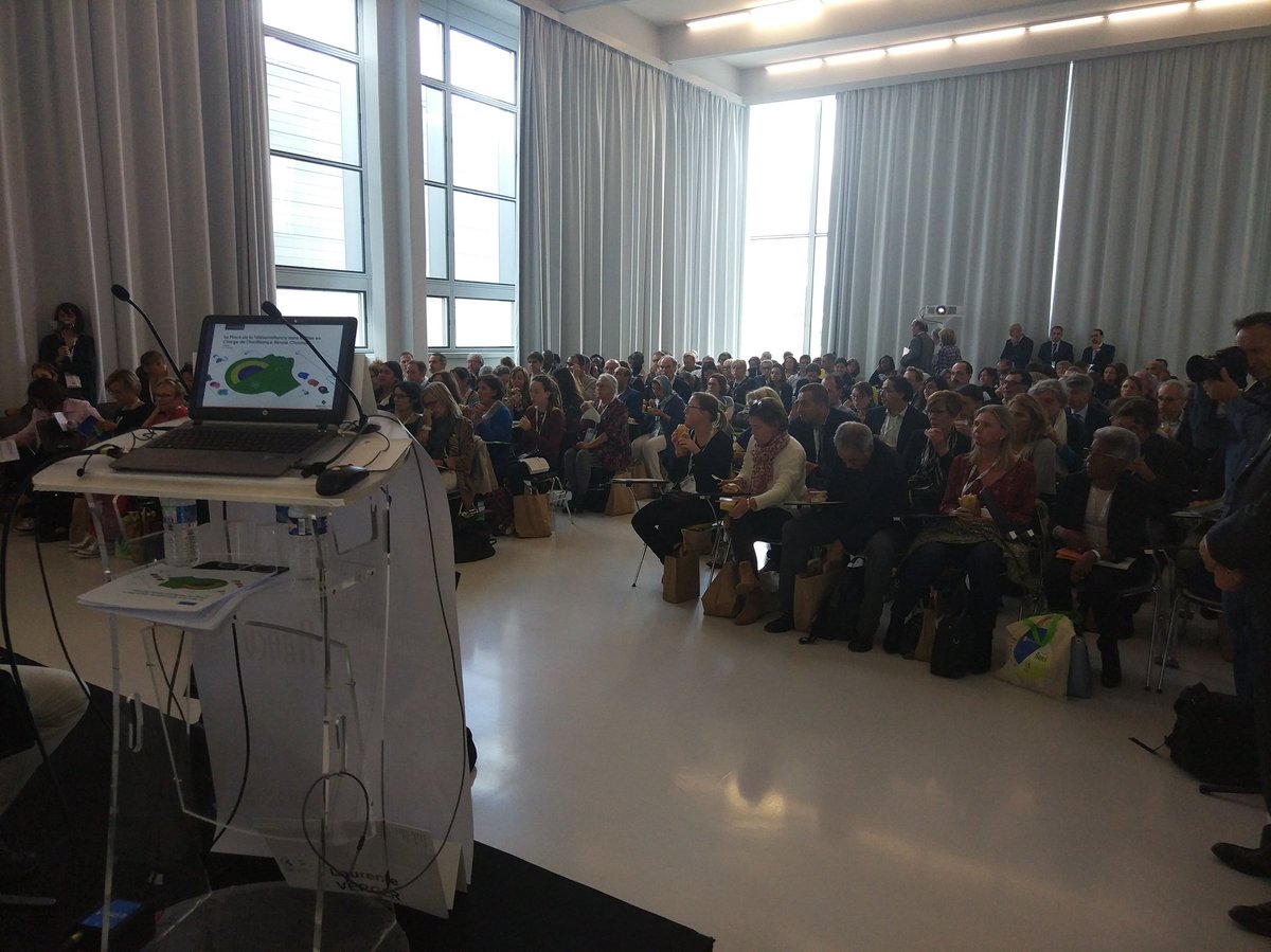 Pharmagest's tweet photo. Salle comble pour le symposium Pharmagest-Diatelic sur la #télèsurveillance dans la prise en charge de l'insuffisance rénale, au congrès #sfndt à Nancy
#telemedecine #enephro
@TChapusot @CHRU_de_Nancy https://t.co/0oz0575Y3T