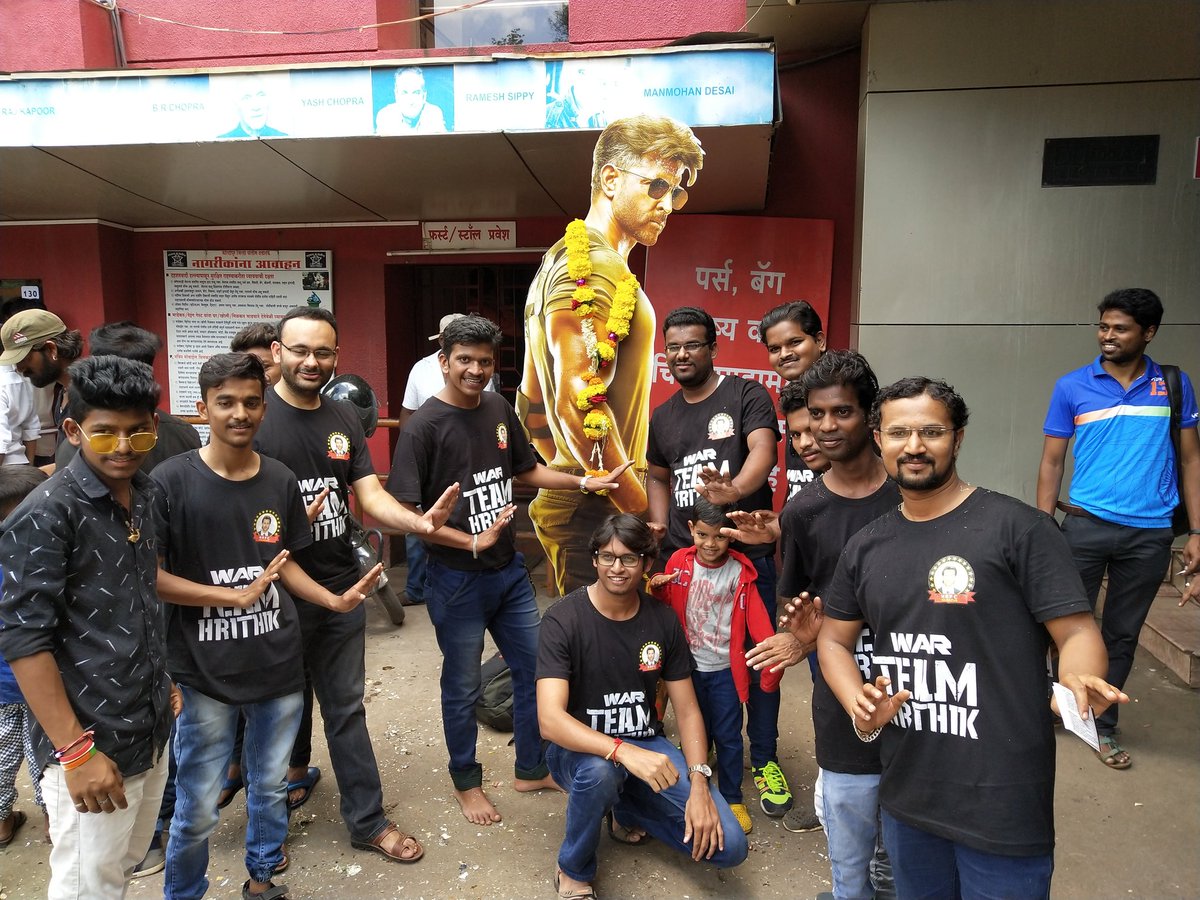 Hrithik Roshan Fan's club Kolhapur tweet media