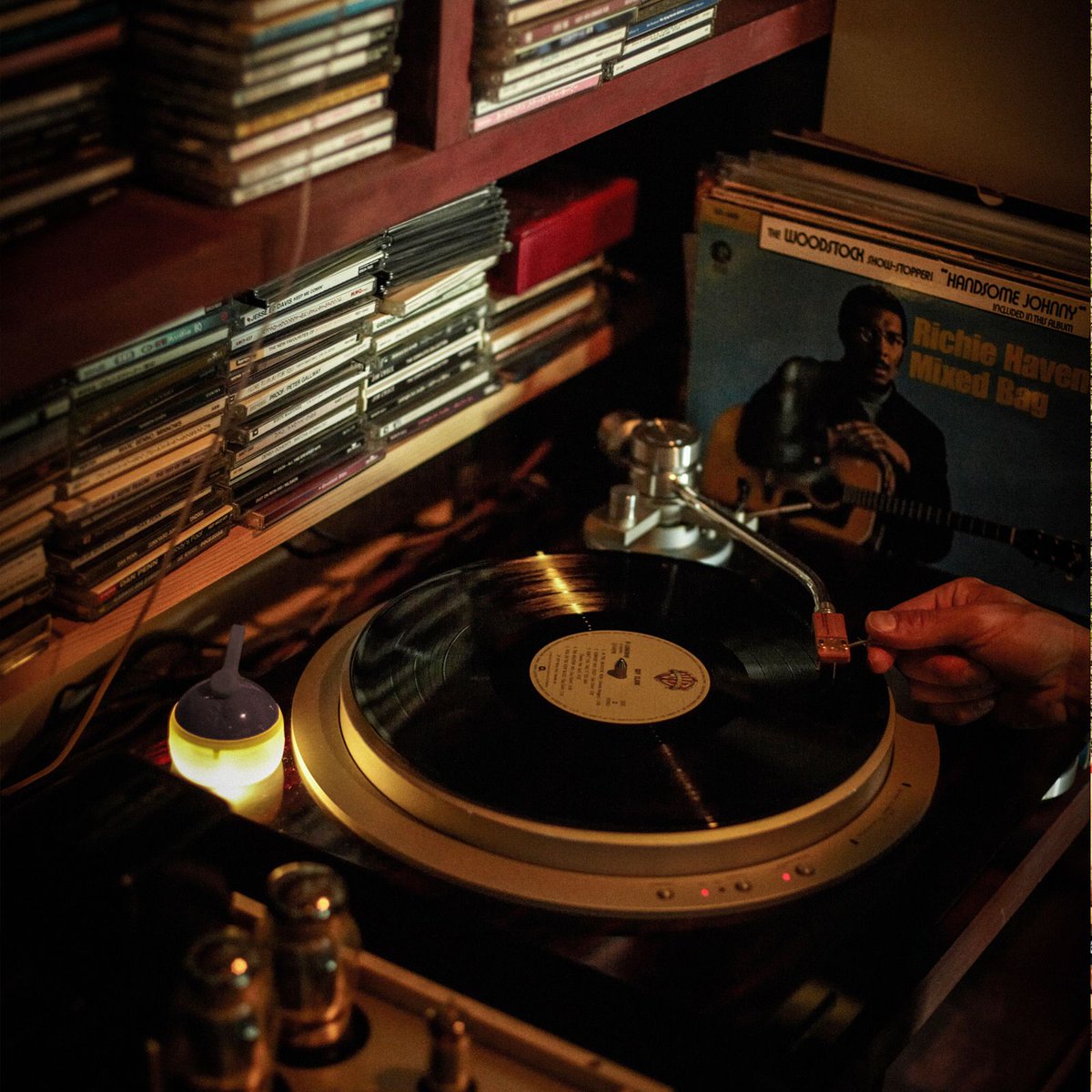 ＊⠀⠀
Hozuki Lantern inspiration for your home. Available online.

#snowpeakUK⠀⠀
#snowpeak⠀⠀
#hozukilantern
#lighting