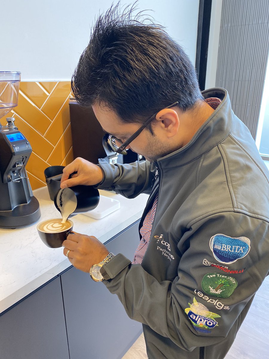 slovegrov's tweet photo. Our Master Barista group learning about the benefits of Hydracs and water management with Louie Salvoni and an opportunity to do what they do best! @compassgroupuk @HydracsL https://t.co/iaODNE5GBp