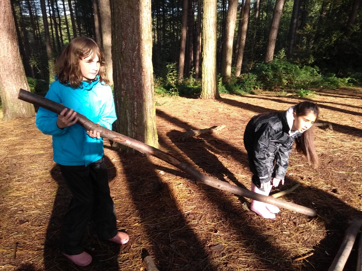 EPSResidentials's tweet photo. Bushcraft survival. Could we last the night in the forest? #EPSAchieve #EPSInspire @EdenhurstSchool @EPSPrep4 @EdsentialUK https://t.co/z3GAqbF3DY