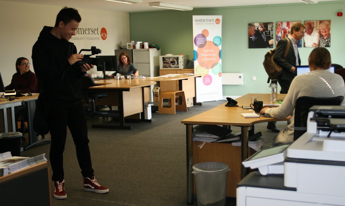 Somerset_CF's tweet image. Media Studies students from @WestonCollege visited our office today to put together a showcase film for the @SomBizAwards 2019. In case you missed the news, we're through to the *final 3* in the Charity of the Year category! #LookBusy #Gameface #SBA2019 #Somerset