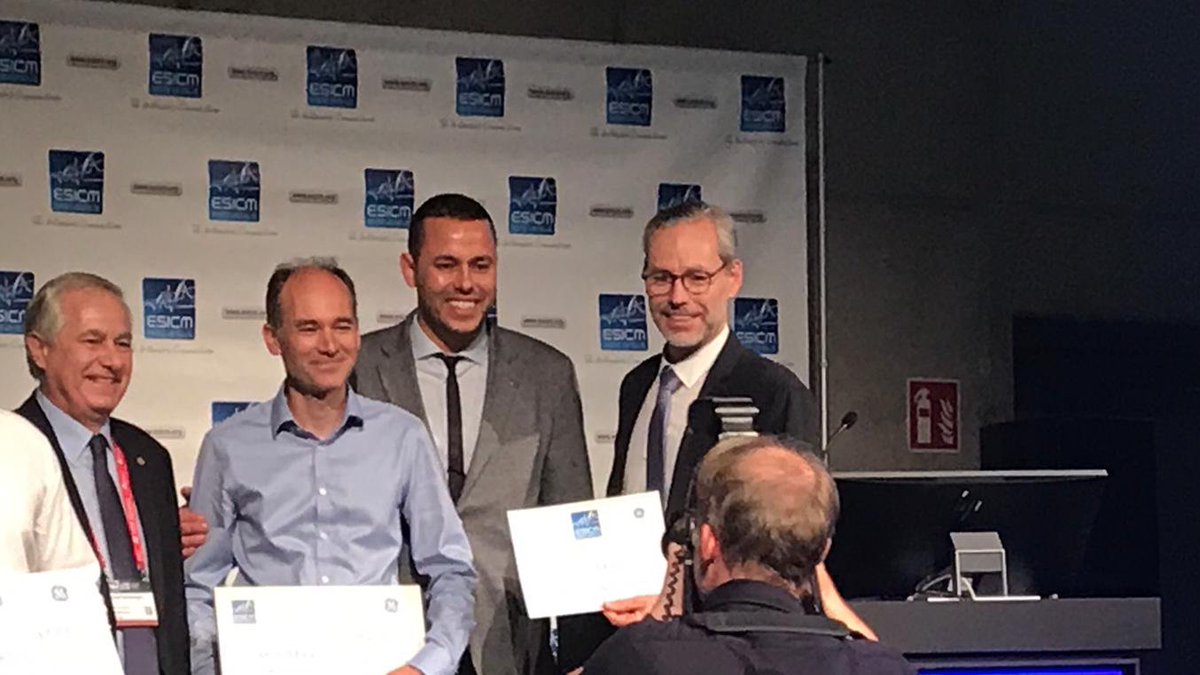 MilitaryICM's tweet photo. Receiving an award from @ESICM on behalf of our research group. Thanks to my great fellow @WatchornJim and all the team @KingsCritCare @KCLImmunoMicro @DMSResearch https://t.co/z8VWyHwZ8k