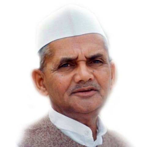 VarunMehtaWiz's tweet photo. Two Legends of #India born on this date : Putting the controversies aside, salute their courage &amp; patience which glorifies the spirit of Independent India. #Bapu #LalBahadurShastri ji 

#GandhiJayanti #LalBahadurShastriJayanti https://t.co/znnEFPK0L4